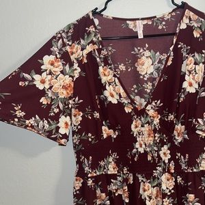 Maroon floral dress with pockets and sleeves